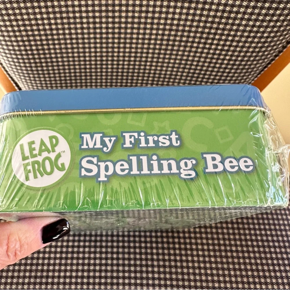 LeapFrog My First Spelling Bee Game 240 Spelling Bee Cards in Metal Container